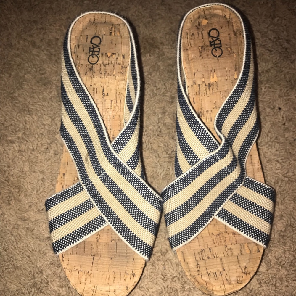 Woman’s wedges